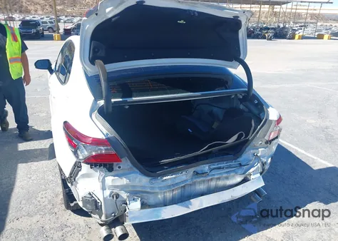 2021 Toyota Camry Xse z USA, uszkodzony, nr VIN 4T1K61AKXMU455719